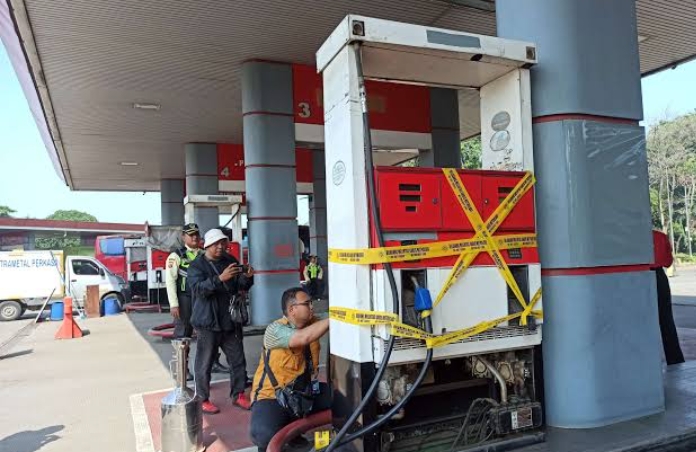 SPBU Pertamina Tak Lagi Bisa Dipercaya, DPR: Masyarakat Pindah ke Shell dan Vivo